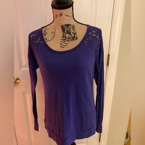 Blue lace shoulder shirt